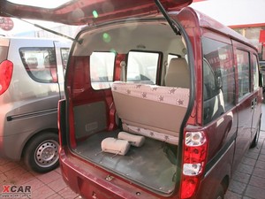 2009款1.0L 标准版 空间座椅