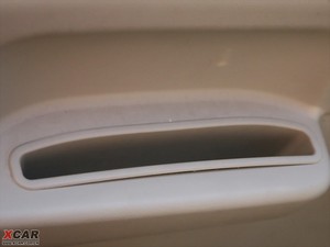 2009款1.0L 标准版 空间座椅