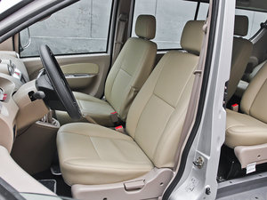 2013款1.5L 手动舒适版 主驾驶座椅
