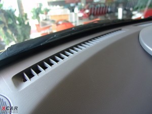 2009款1.3L 手动豪华版 中控区