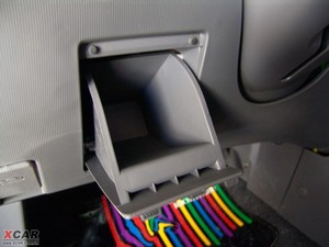 2009款1.3L 手动舒适版 空间座椅