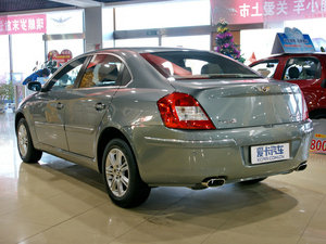 2010款2.0TGDI 手动豪华版 左后45度