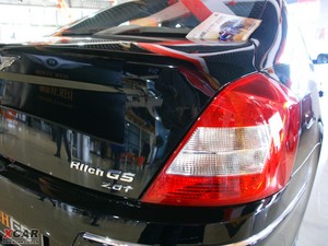 2010款2.0TCI 手动豪华版 尾灯