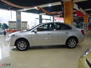 2010款2.0TCI 手动尊贵版 正侧（左）