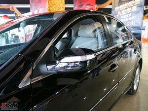 2010款2.0TCI 手动豪华版 后视镜