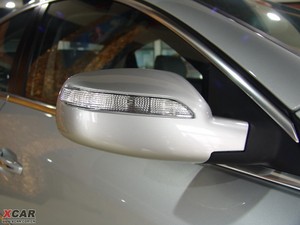 2010款2.0TCI 手动尊贵版 后视镜