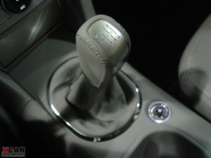 2010款2.0TCI 手动尊贵版 换挡杆