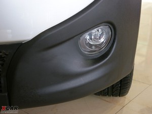 2010款1.3L 手动豪华版 前雾灯