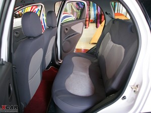 2010款1.3L 手动豪华版 后排空间