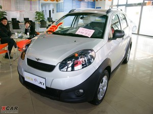 2010款1.3L 自动豪华版 整体外观