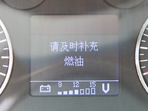 2011款2.0T 自动豪华版 中控区