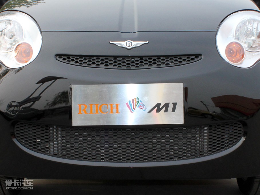 2011M1 1.0L ք(dng)A