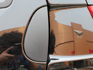 2011款1.0L 手动豪华版 细节外观