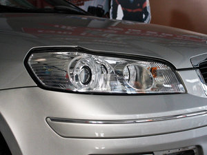 2012款2.0DVVT 自动尊雅版 细节外观