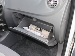 2012款1.5L 手动豪华版 空间座椅