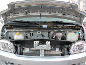 2011款2.0T 手动豪华版 发动机