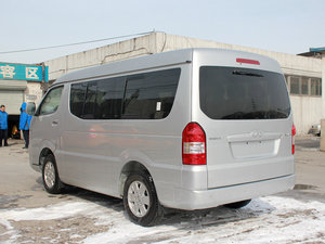 2011款2.0T 手动豪华版 左后45度