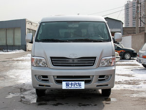 2011款2.0T 手动豪华版 正前