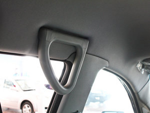 2011款2.0T 四驱舒适版 空间座椅