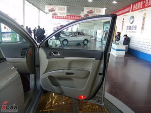 2009款1.8L 手动舒适版 空间座椅