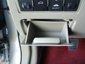 2009款1.8L 手动舒适版 空间座椅