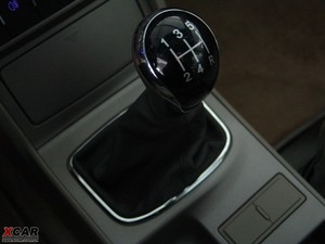 2009款1.5L 手动豪华版 换挡杆