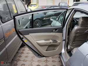 2009款1.5L 手动豪华版 空间座椅