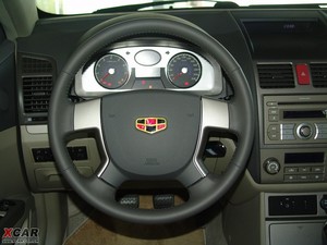 2009款1.5L 手动豪华版 方向盘