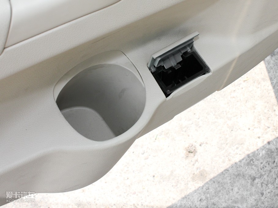 2010EC8 2.4L Ԅ(dng)