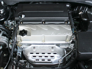 2010款2.0L 自动舒适版 发动机