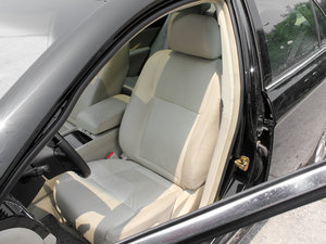 2010款2.4L 自动行政版 主驾驶座椅