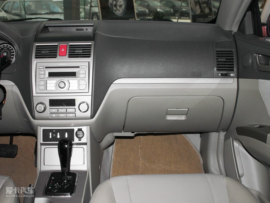 2010����ۺ��Ɏ� 1.8 CVT���F��