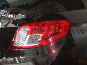 2010款1.5L 手动豪华版 细节外观