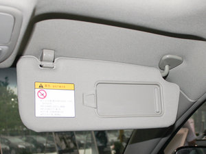 2010款1.8 CVT尊贵版 空间座椅