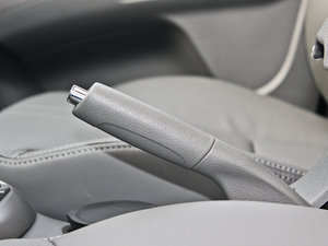 20121.8L ք(dng)A v܇Ƅ(dng)