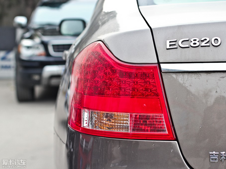 2011EC8 2.0L ԄBMBS