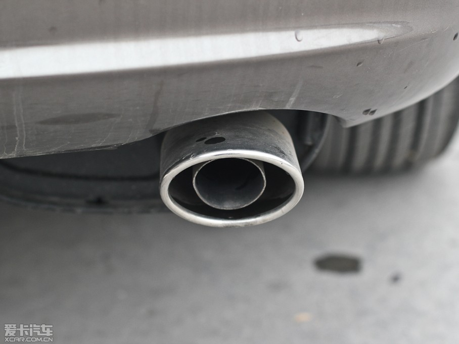 2011EC8 2.0L ԄBMBS