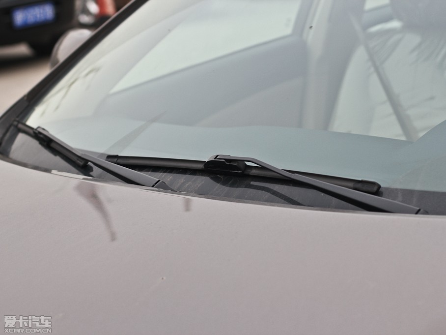 2011EC8 2.0L ԄBMBS