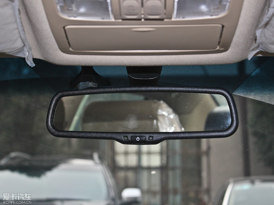 2011EC8 2.0L ԄBMBS