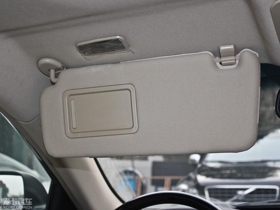 2011EC8 2.0L ԄBMBS