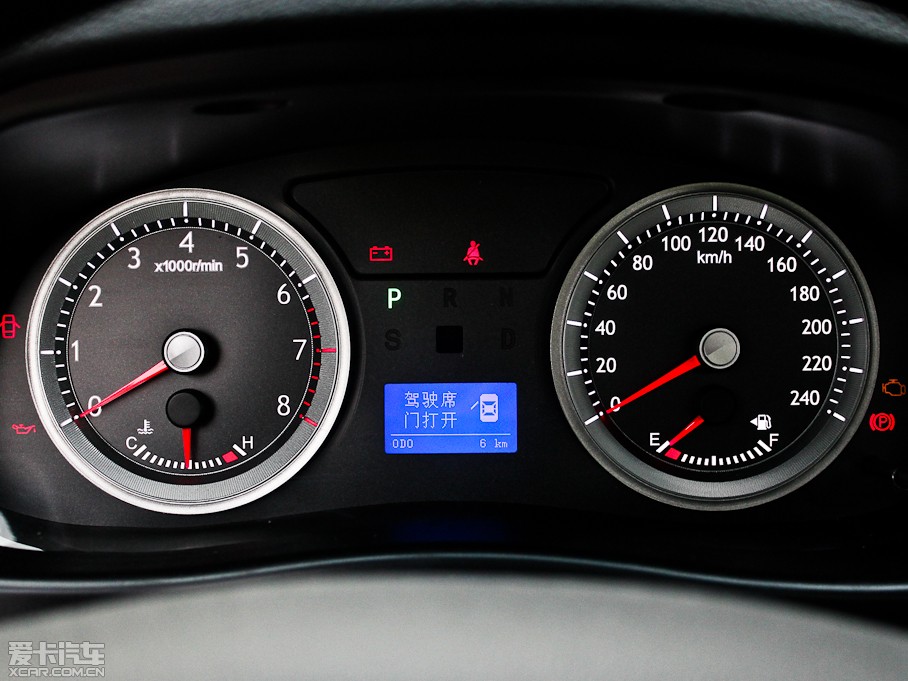 2011EC8 2.0L ԄBMBS