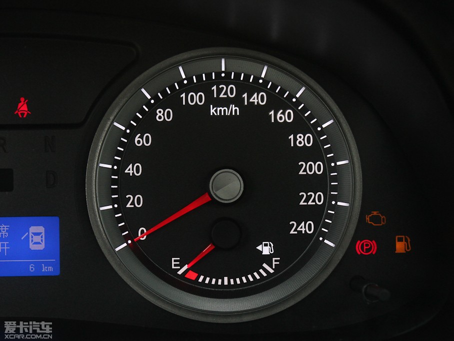 2011EC8 2.0L ԄBMBS