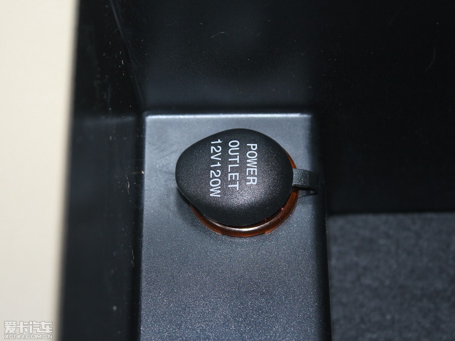 2011EC8 2.0L ԄBMBS