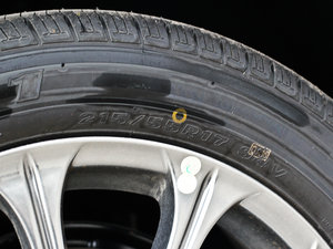 20112.0L Ԅ(dng)BMBS ݆̥ߴ