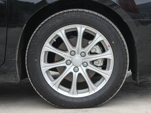 2013款2.4L 自动至尊版 轮圈