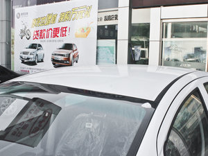 2011款1.5L 手动炫酷版B型 车顶