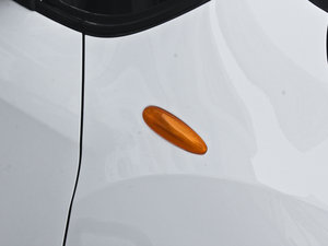 2011款1.5L 手动炫酷版B型 细节外观