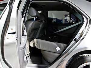 2010款1.5L 手动豪华版 2代 后排座椅放倒