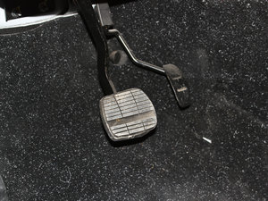2012款2.4L 定制商务版 空间座椅