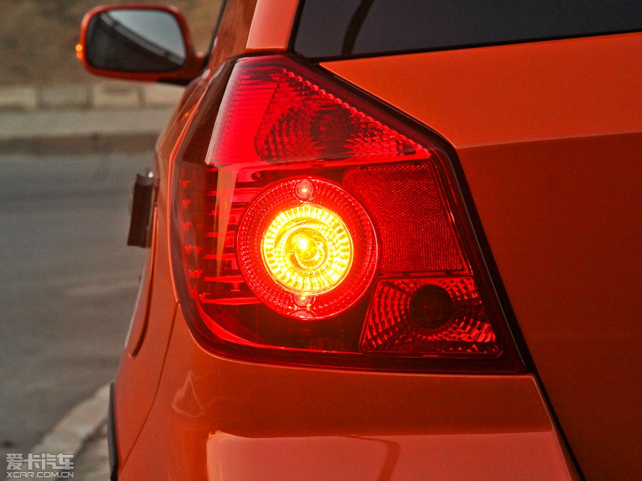 2011CROSS 1.5VVT ք(dng)(bio)(zhn)